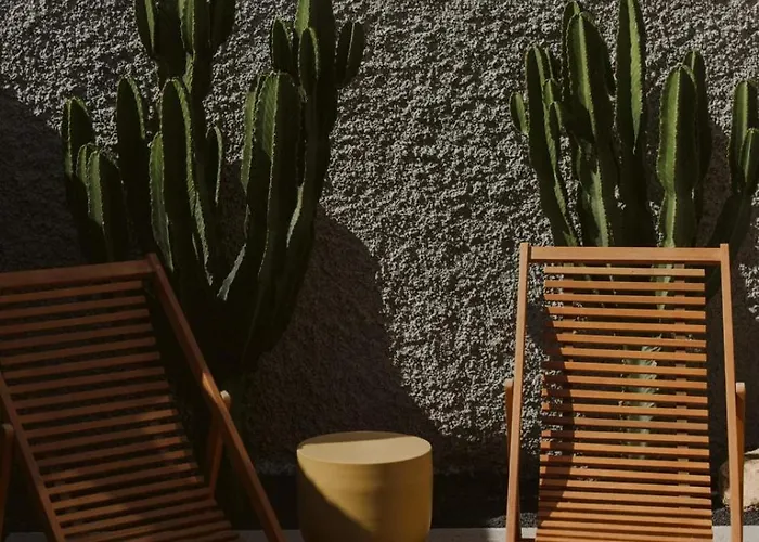 Canaryislandshost I Natural Villa Famara